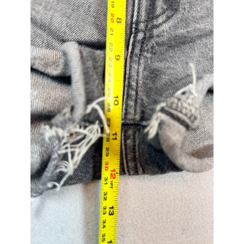 Levi's 501 Women's Denim Cutoff Shorts Size 28 Gray Black Distressed High Rise - Picture 7 of 8